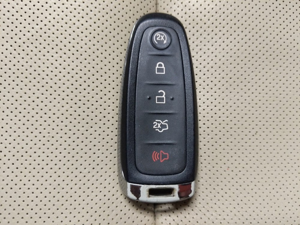 2016 Ford Flex - Keys