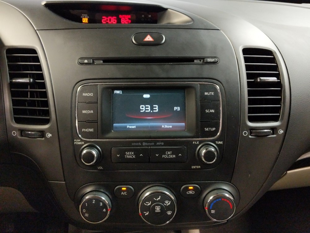 2016 Kia Forte - Stereo Package
