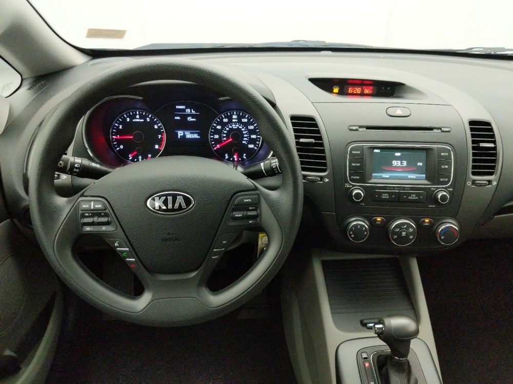 2016 Kia Forte - Driver Dash