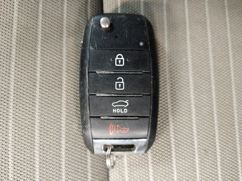 2016 Kia Forte - Keys