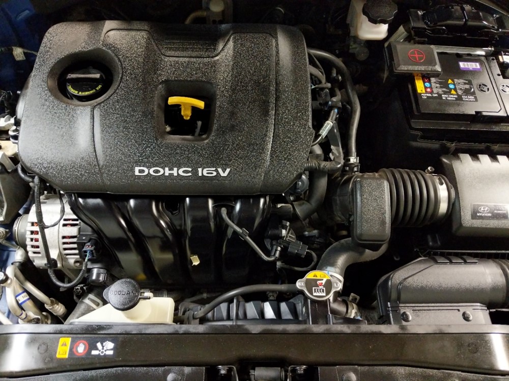 2017 Hyundai Elantra - Engine