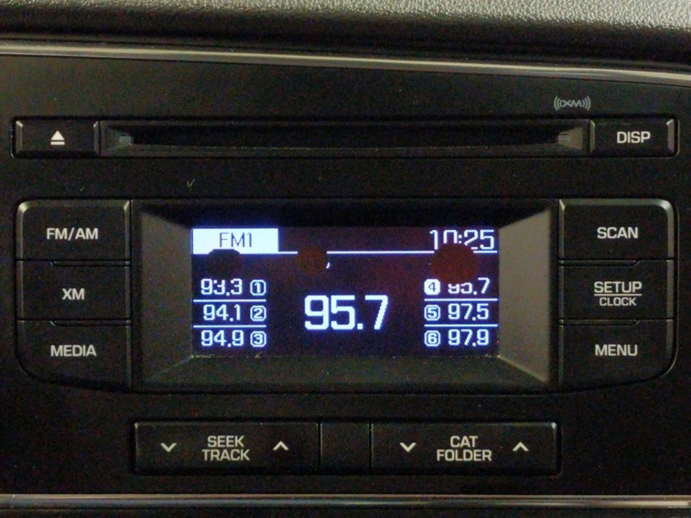 2017 Hyundai Elantra - Stereo Package