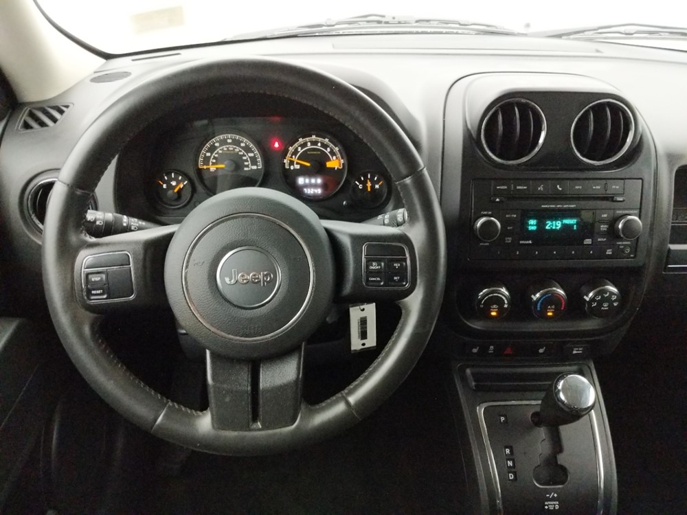 2016 Jeep Patriot - Driver Dash