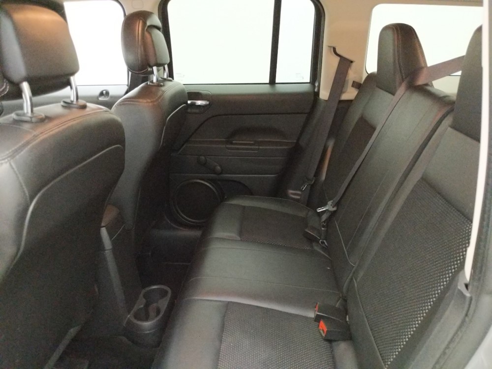 2016 Jeep Patriot - Driver Rear Seat