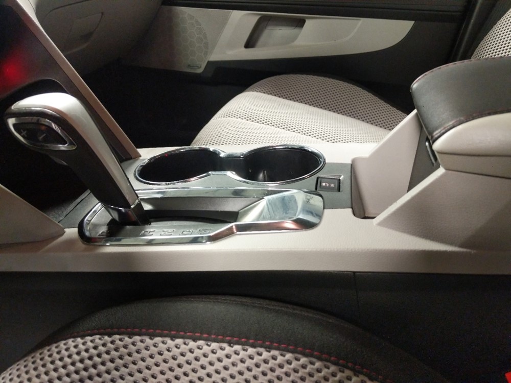 2014 GMC Terrain - Center Console/Cup Holders
