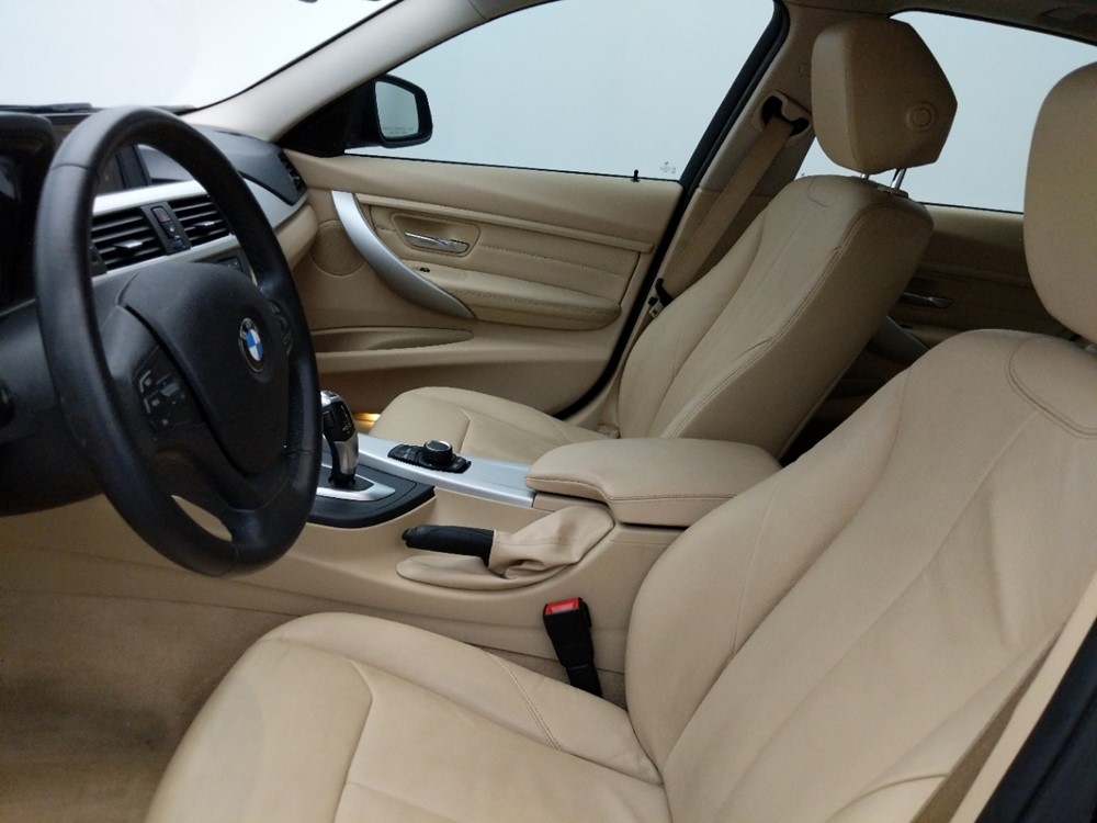 2013 BMW 328i - Driver Front Seat