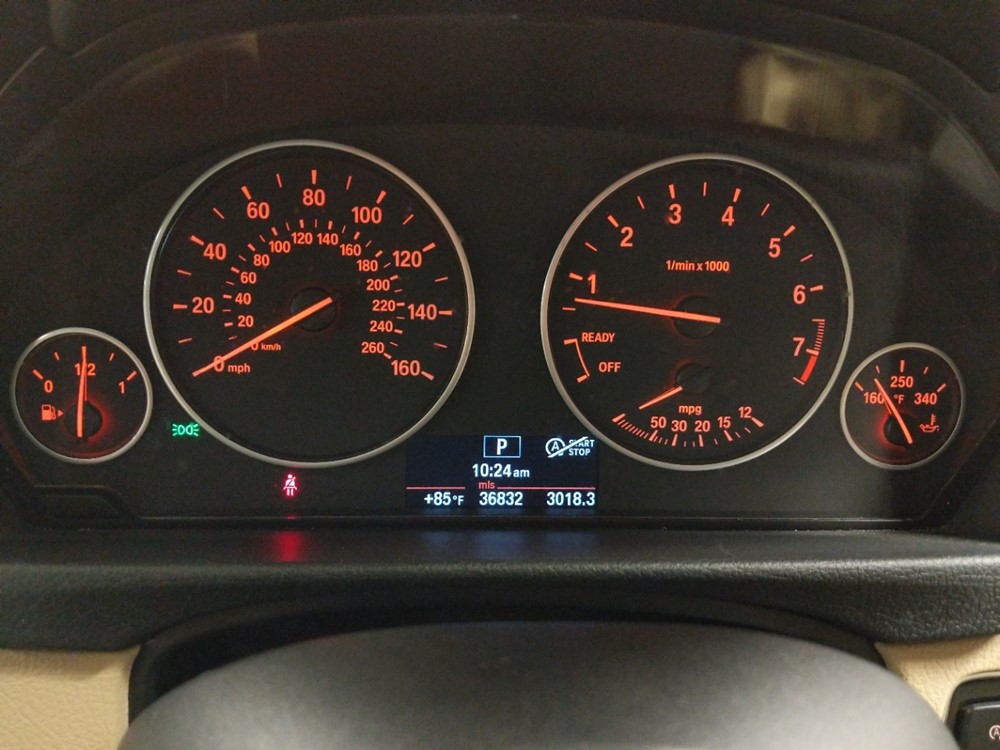 2013 BMW 328i - Odometer Close Up