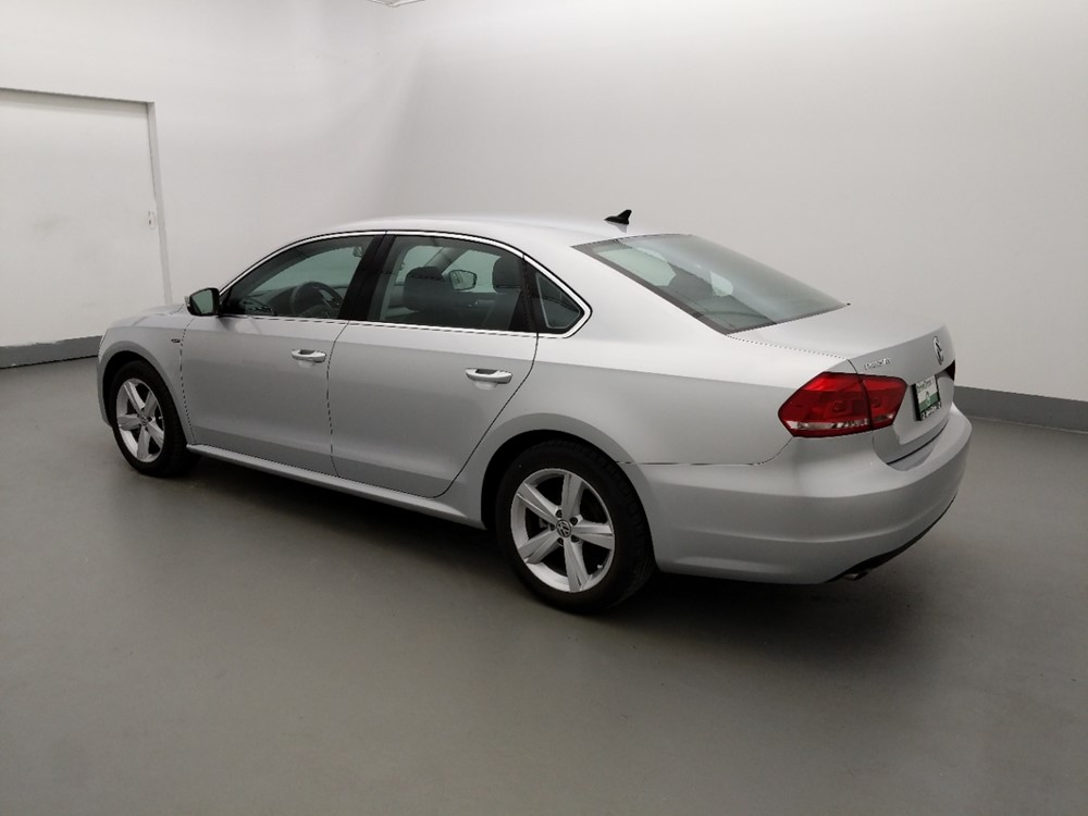 2015 Volkswagen Passat - Driver Rear Side