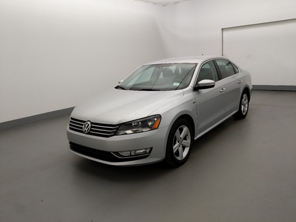 2015 Volkswagen Passat - Driver Front Bumper