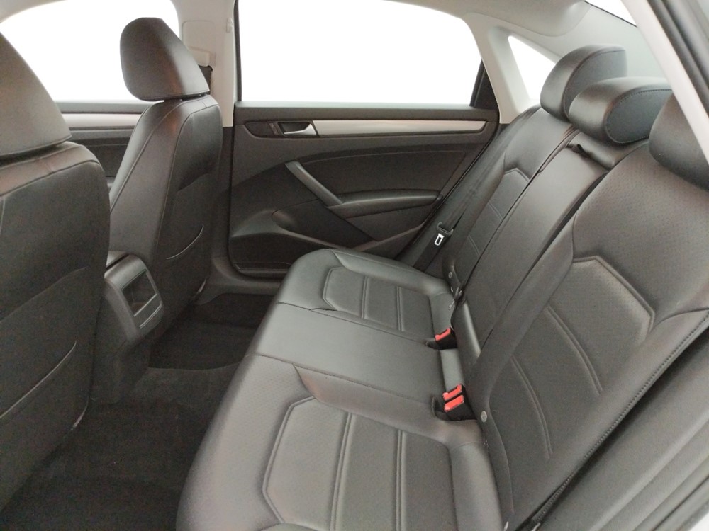 2015 Volkswagen Passat - Driver Rear Seat