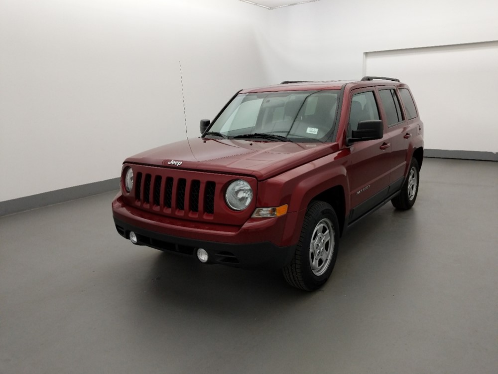 Used 2016 Jeep Patriot Driver Front Bumper