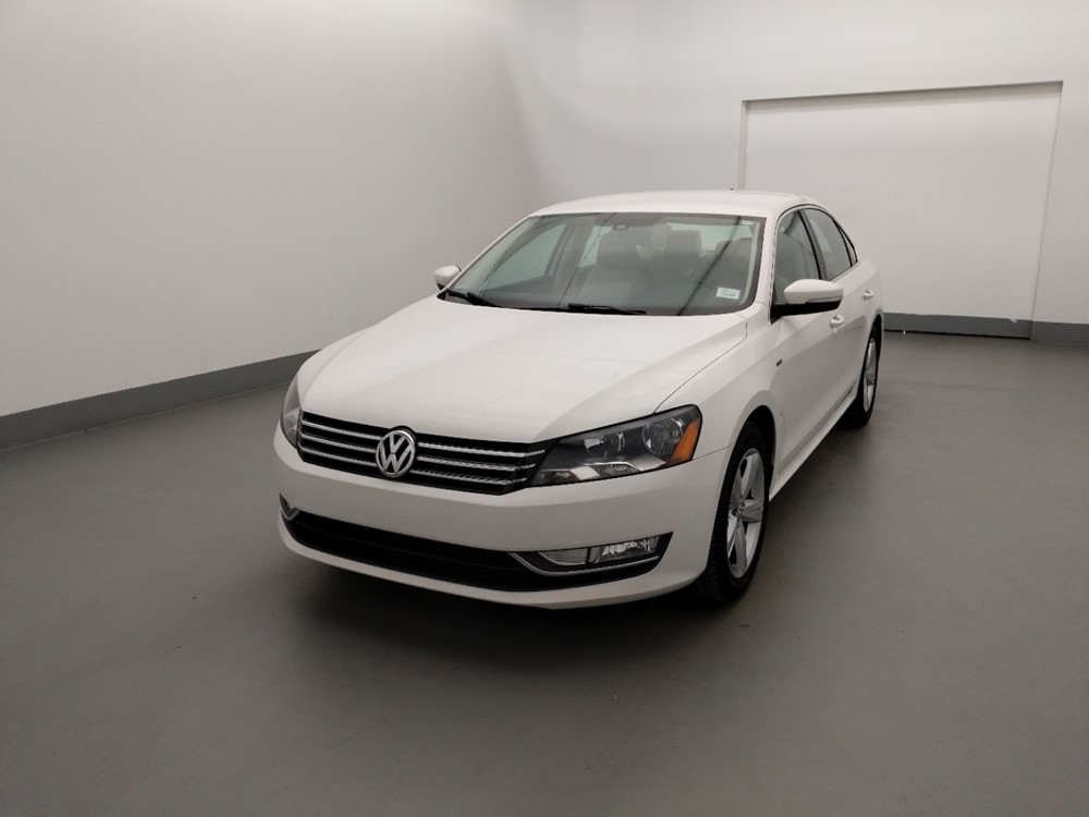 Used 2015 Volkswagen Passat Driver Front Bumper