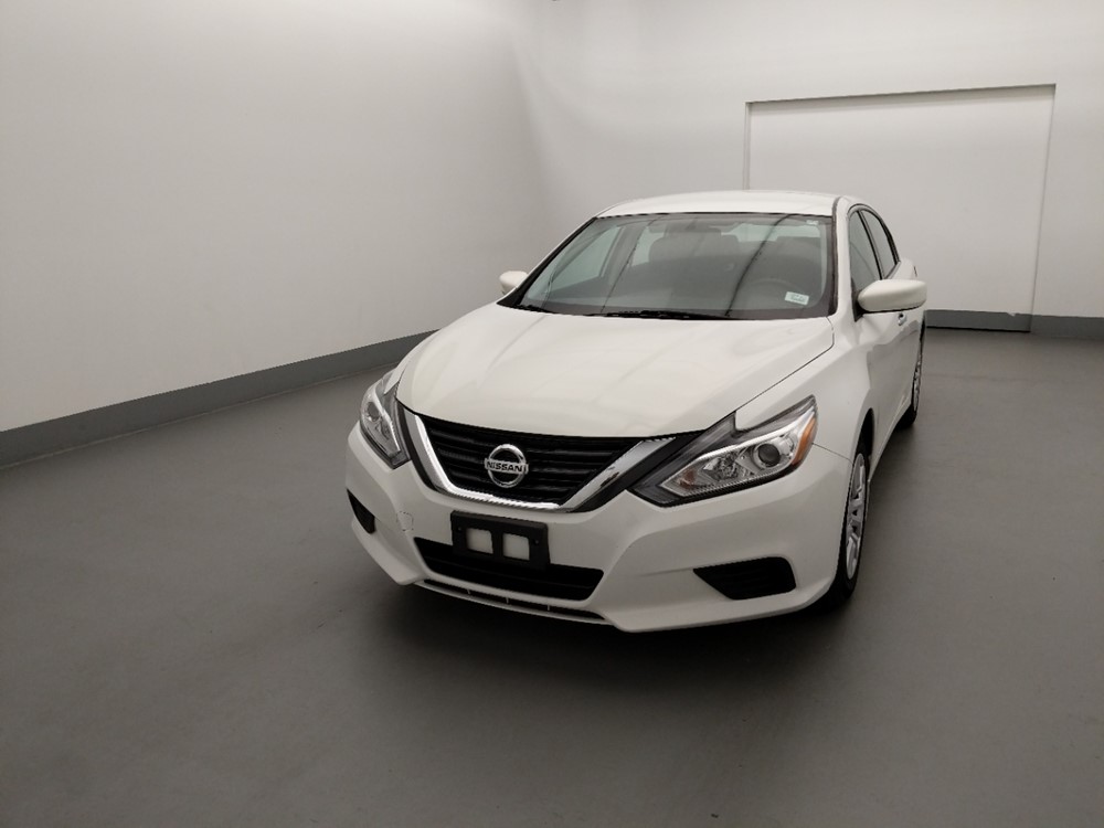 Used 2016 Nissan Altima Driver Front Bumper