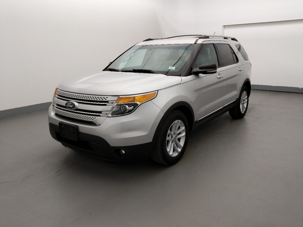 Used 2011 Ford Explorer Driver Front Bumper