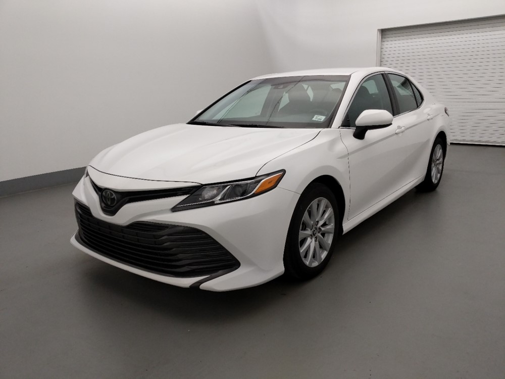 Used 2018 Toyota Camry Driver Front Bumper