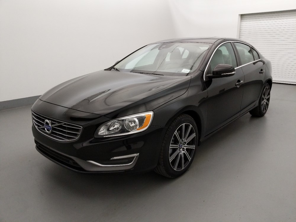 Used 2017 Volvo S60 Driver Front Bumper