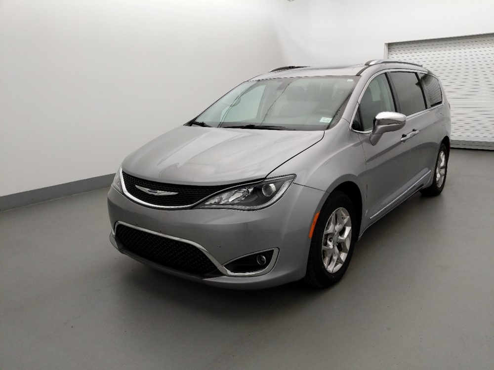 Used 2018 Chrysler Pacifica Driver Front Bumper