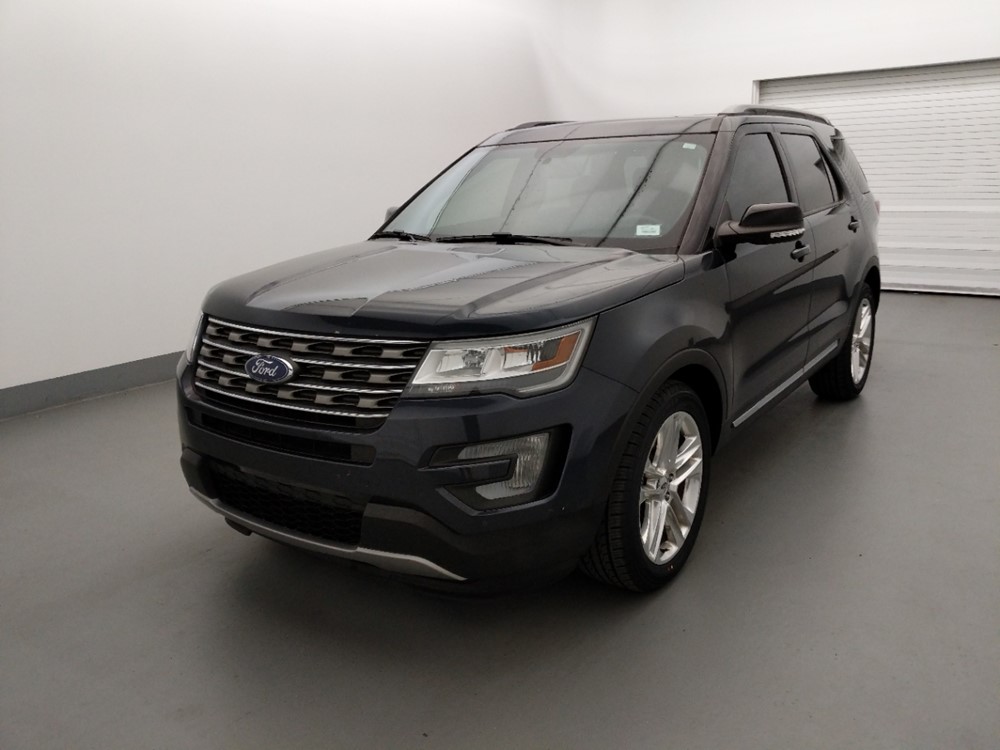 Used 2017 Ford Explorer Driver Front Bumper