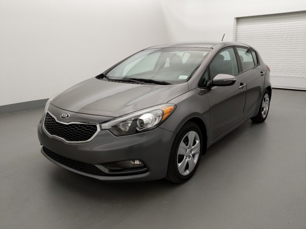 Used 2016 Kia Forte5 Driver Front Bumper