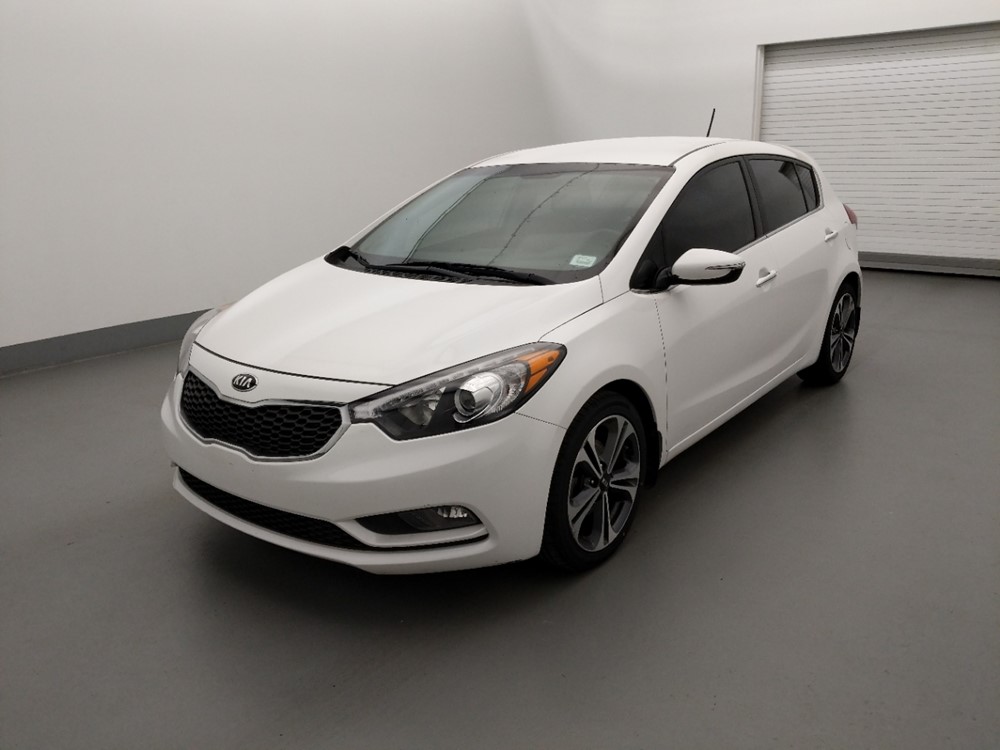 Used 2016 Kia Forte5 Driver Front Bumper