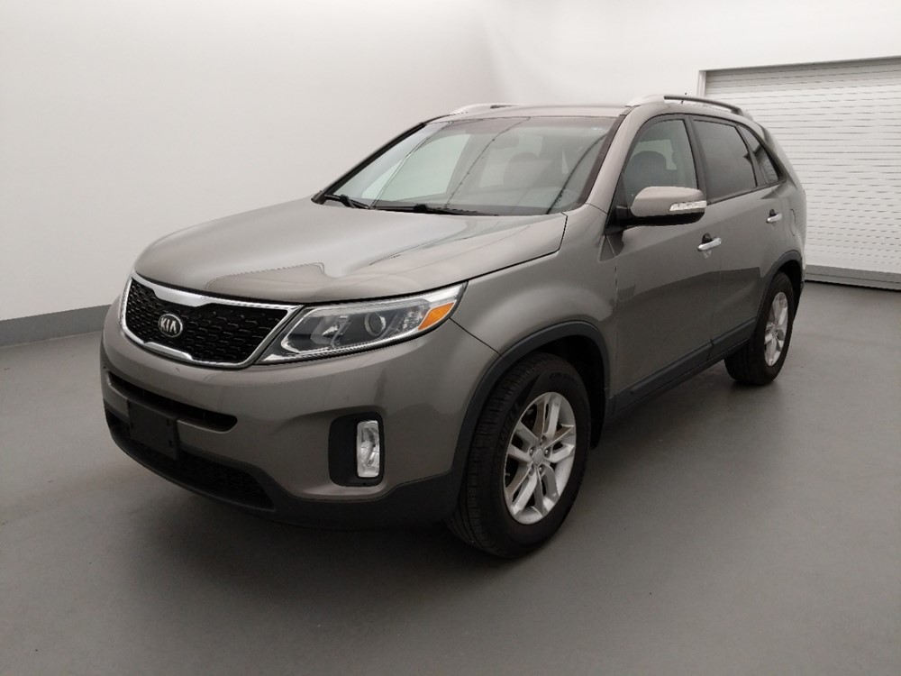 Used 2015 Kia Sorento Driver Front Bumper