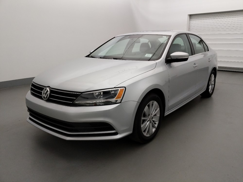Used 2016 Volkswagen Jetta Driver Front Bumper