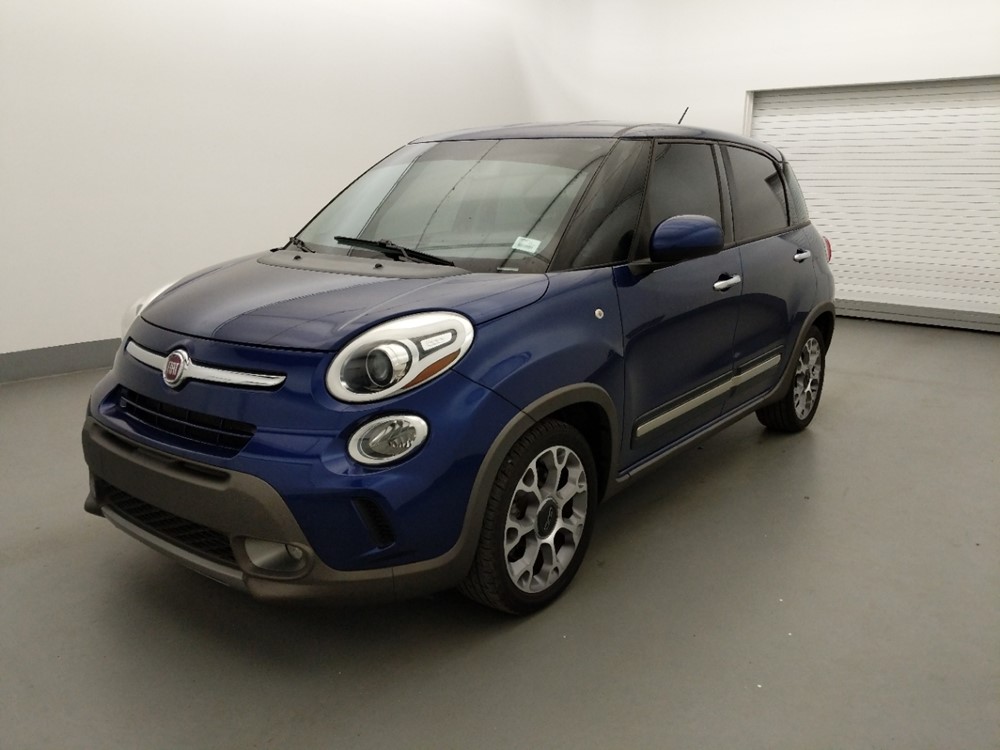 Used 2015 FIAT 500L Driver Front Bumper