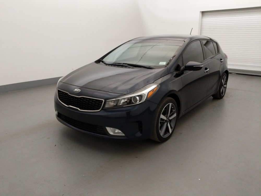 Used 2017 Kia Forte5 Driver Front Bumper