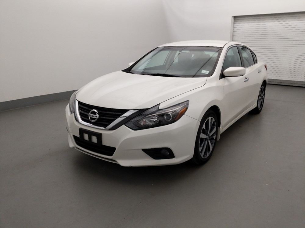 Used 2016 Nissan Altima Driver Front Bumper