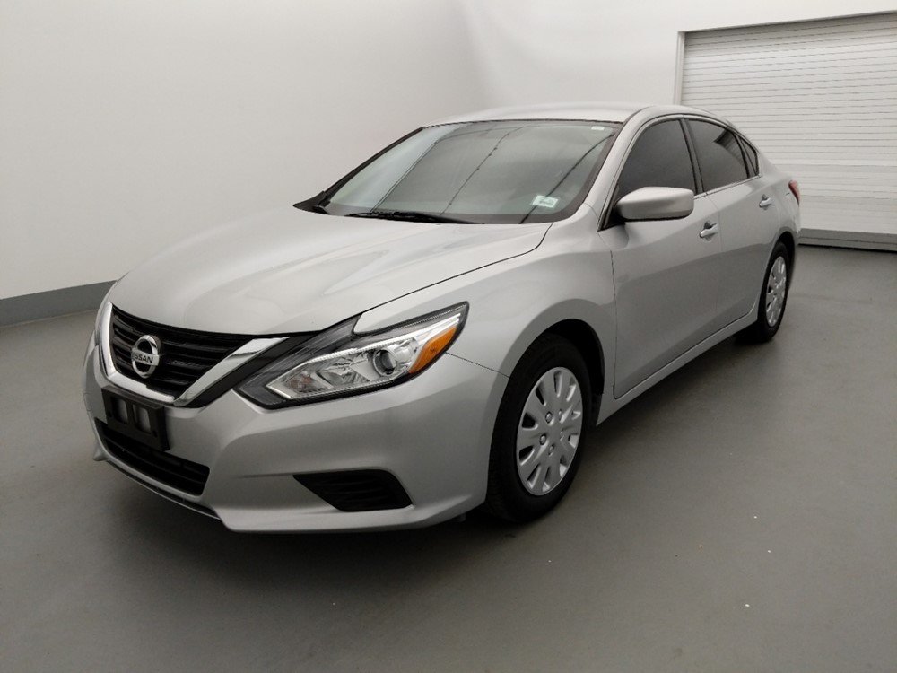 Used 2017 Nissan Altima Driver Front Bumper