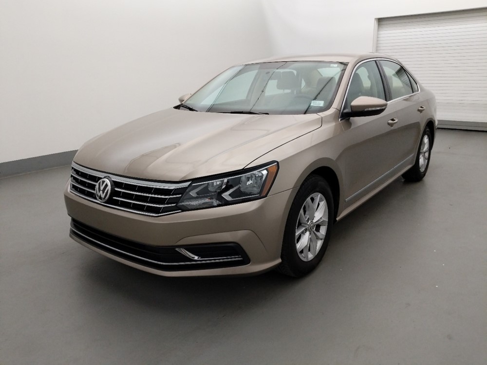 Used 2017 Volkswagen Passat Driver Front Bumper