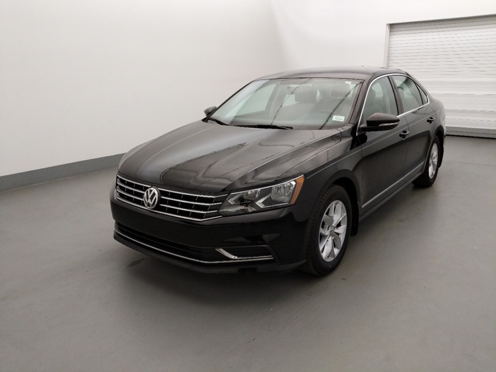 Used 2016 Volkswagen Passat Driver Front Bumper