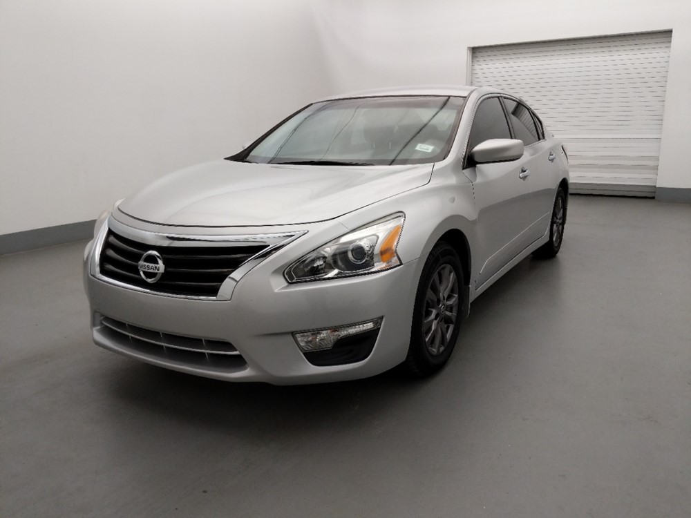 Used 2015 Nissan Altima Driver Front Bumper