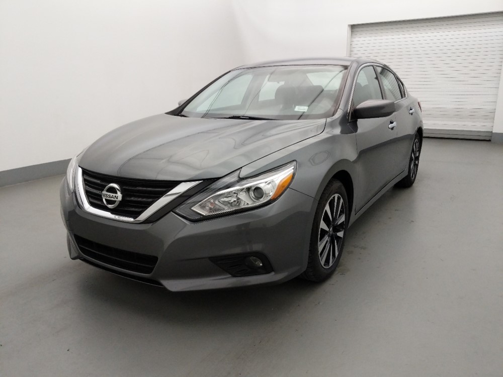 Used 2018 Nissan Altima Driver Front Bumper