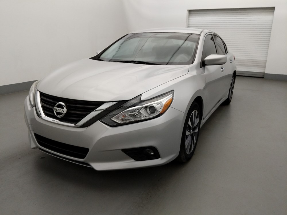 Used 2017 Nissan Altima Driver Front Bumper