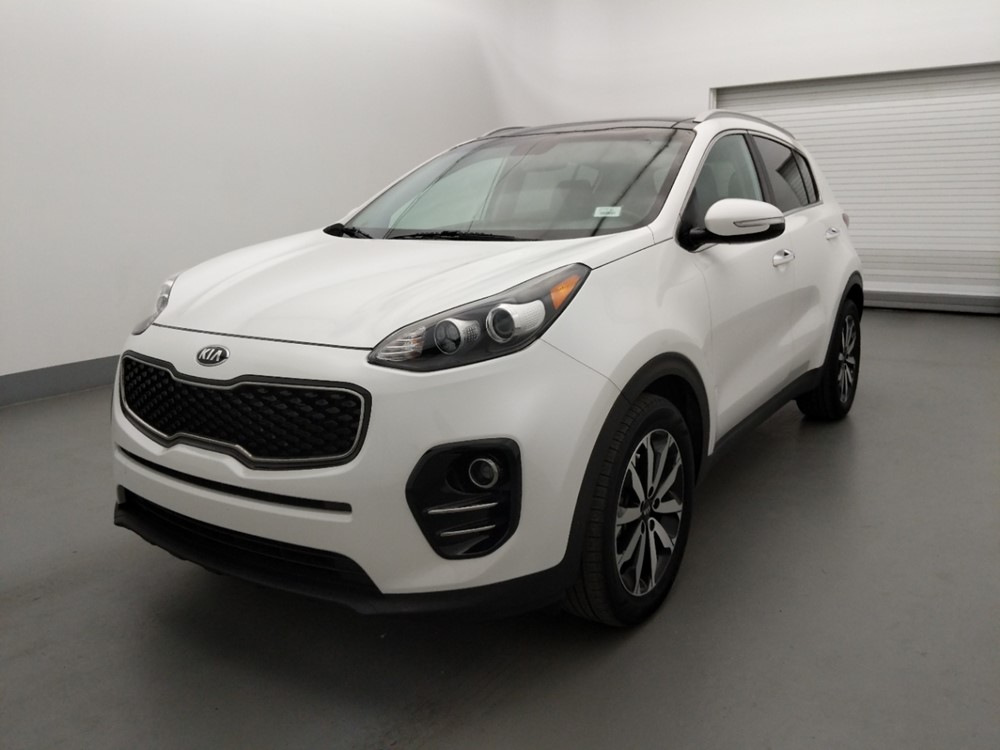Used 2017 Kia Sportage Driver Front Bumper