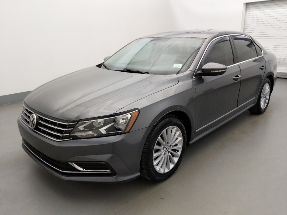 Used 2016 Volkswagen Passat Driver Front Bumper