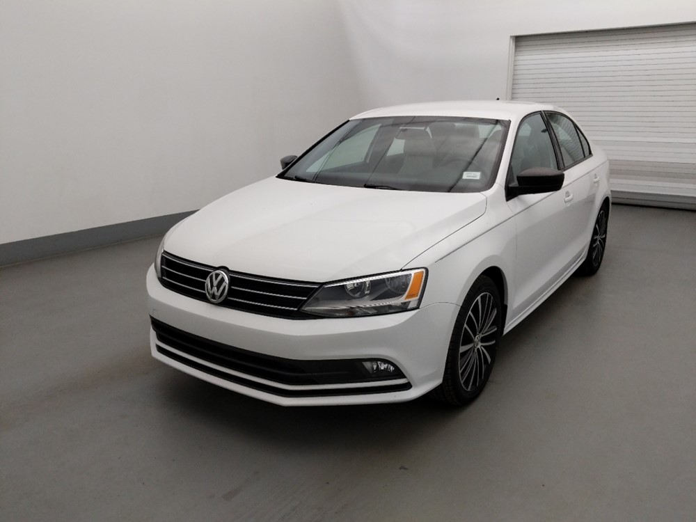 Used 2016 Volkswagen Jetta Driver Front Bumper