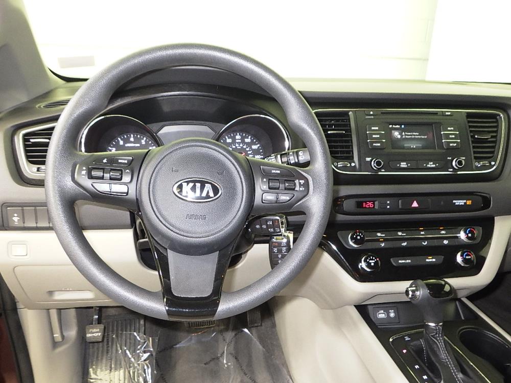 2017 Kia Sedona - Driver Dash