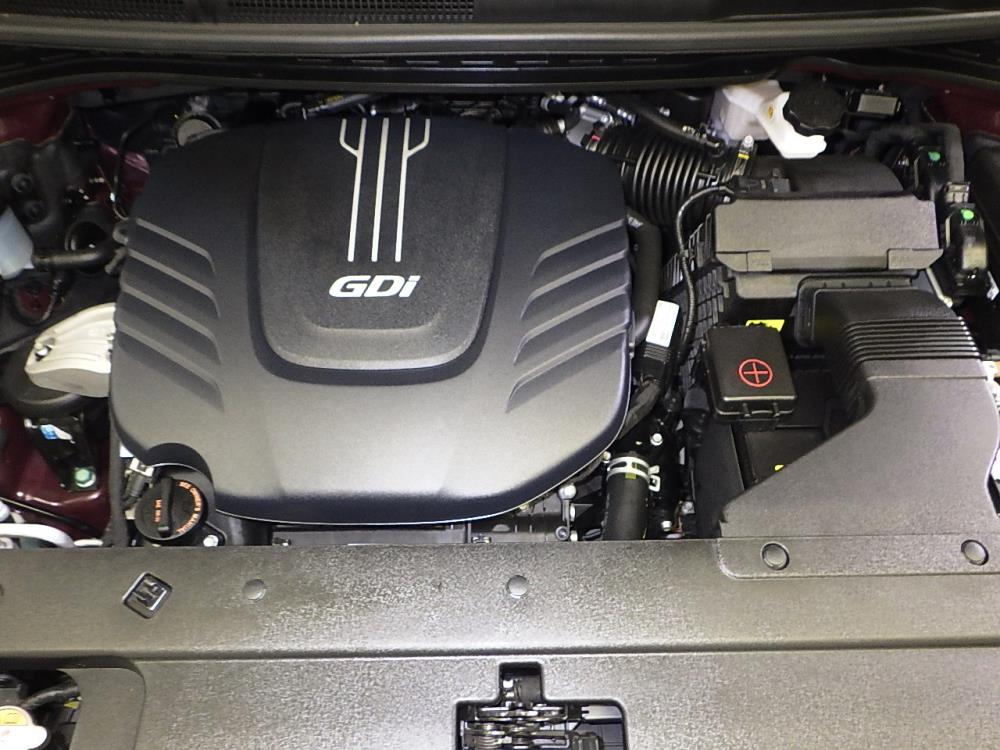 2017 Kia Sedona - Engine
