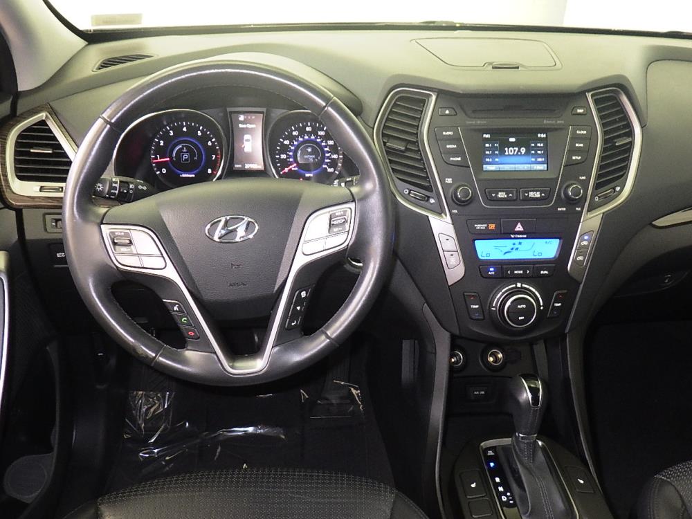 2014 Hyundai Santa Fe - Driver Dash