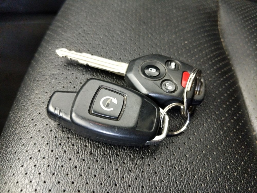 2016 Subaru Outback - Keys