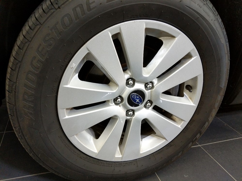 2016 Subaru Outback - Wheel
