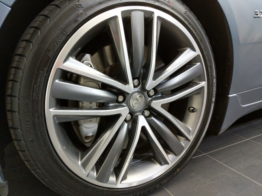 2015 INFINITI Q50 - Wheel