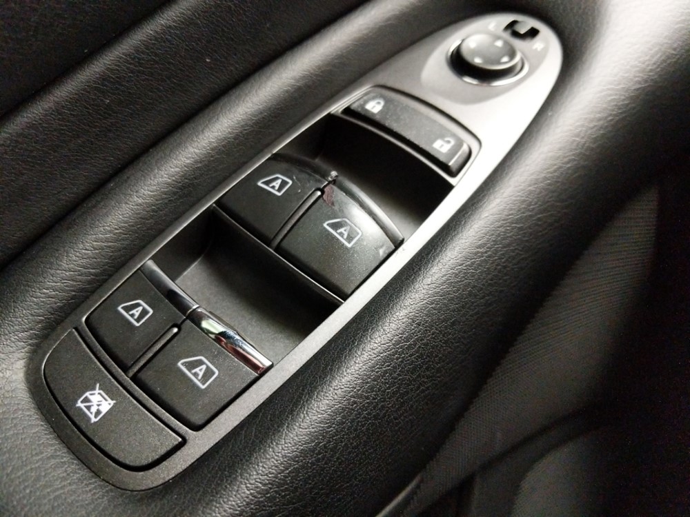 2015 INFINITI Q50 - Driver Power Windows/Lock Control