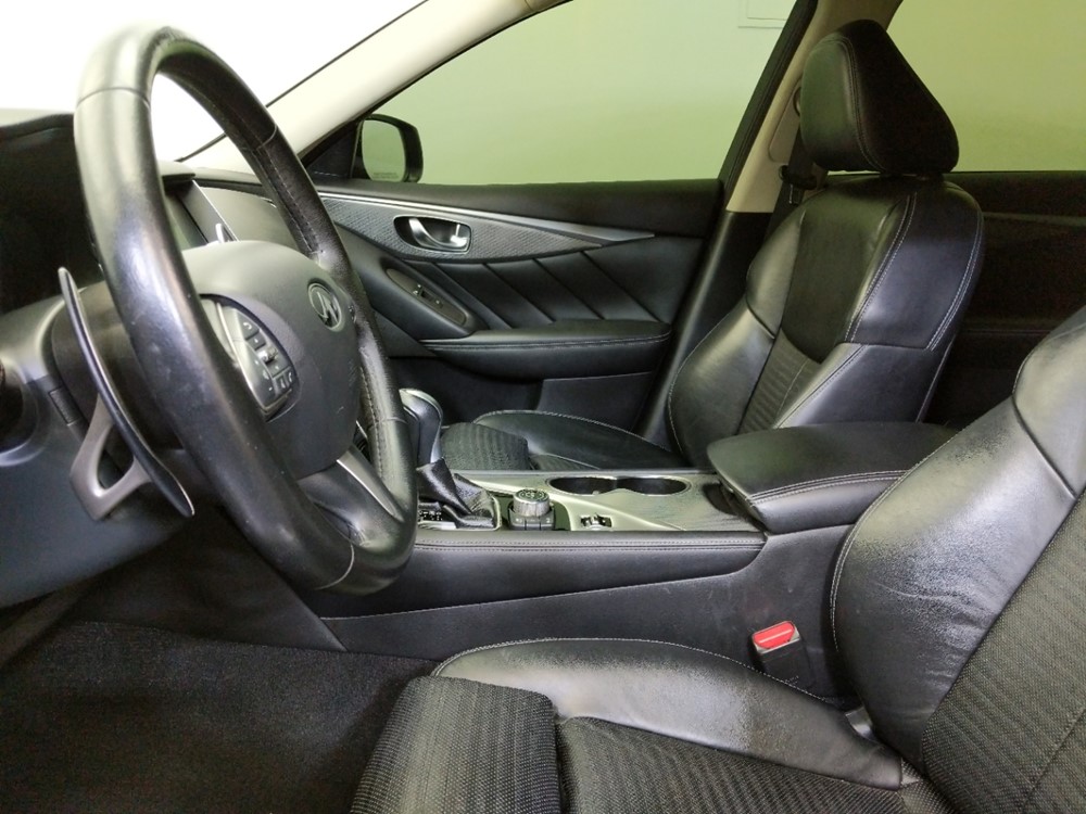 2015 INFINITI Q50 - Driver Front Seat