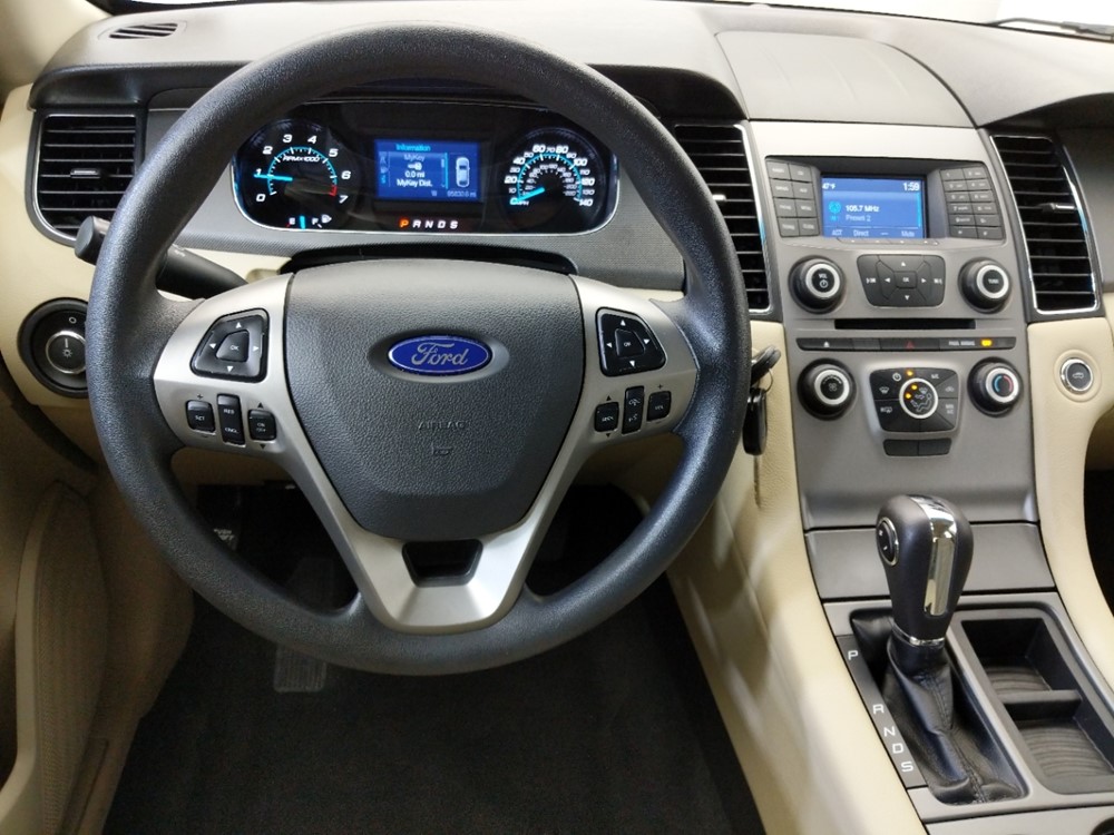 2016 Ford Taurus - Driver Dash