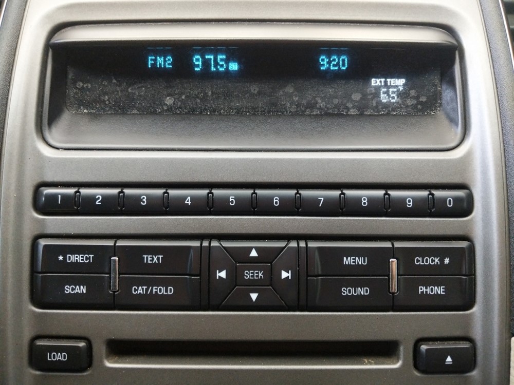 2012 Ford Taurus - Stereo Package