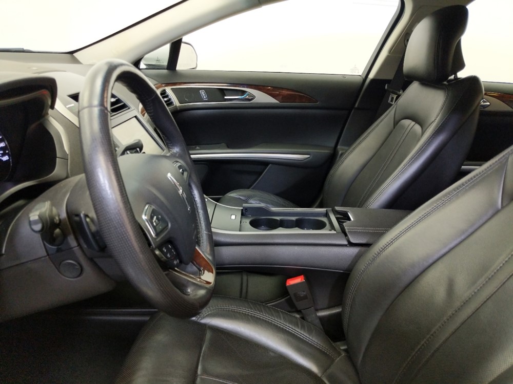 2014 Lincoln MKZ - Driver Front Seat