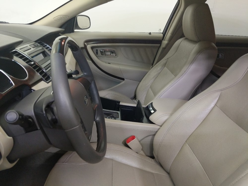 2010 Ford Taurus - Driver Front Seat